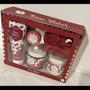 Rose water bath set